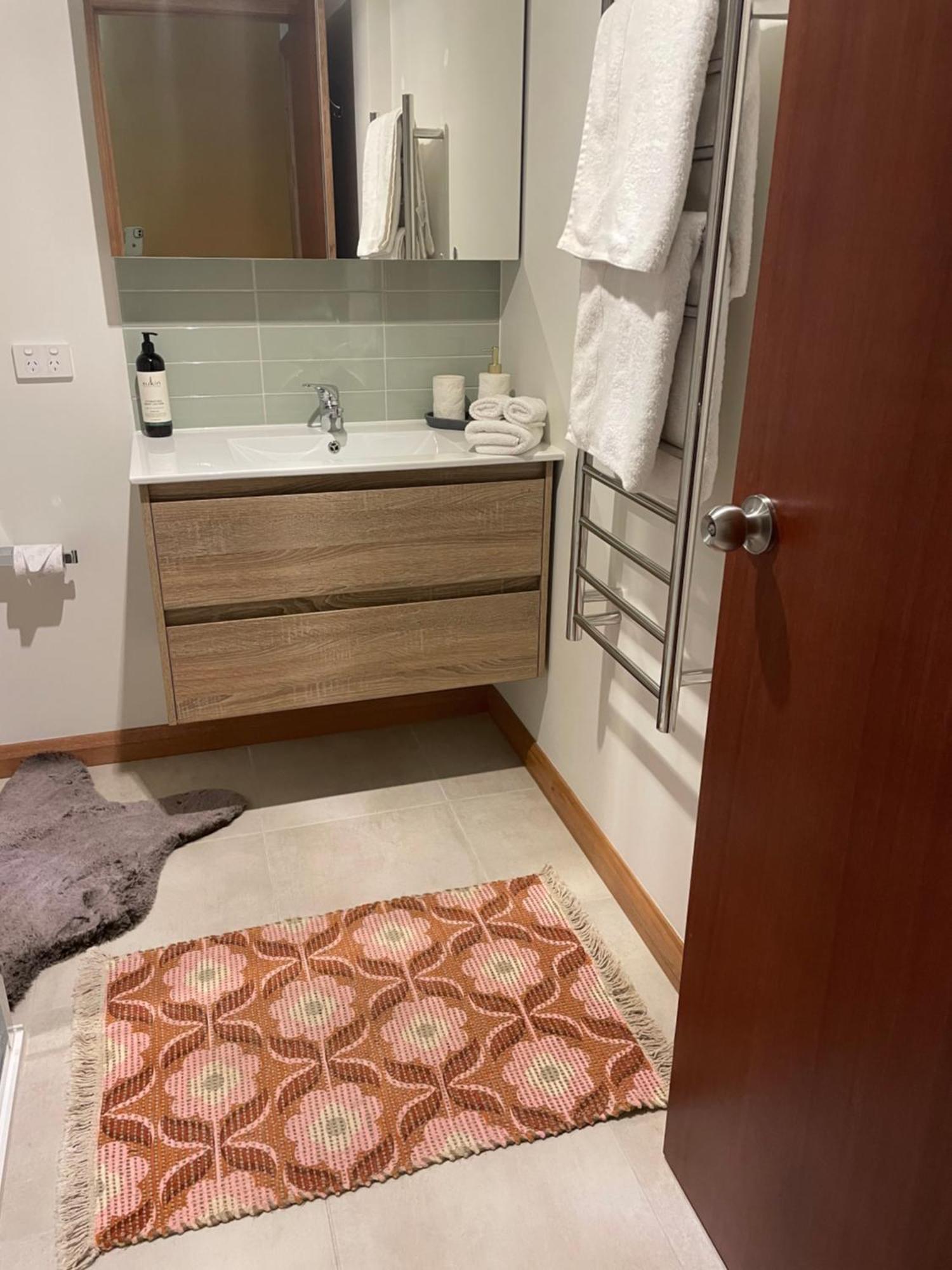 Apartamento Amaroo With A View Set On A 50 Acre Hobby Farm Collinsvale Exterior foto